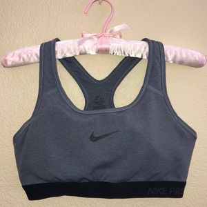 Dri-Fit Nike Pro Lightly Padded Sports Bra (Med)
